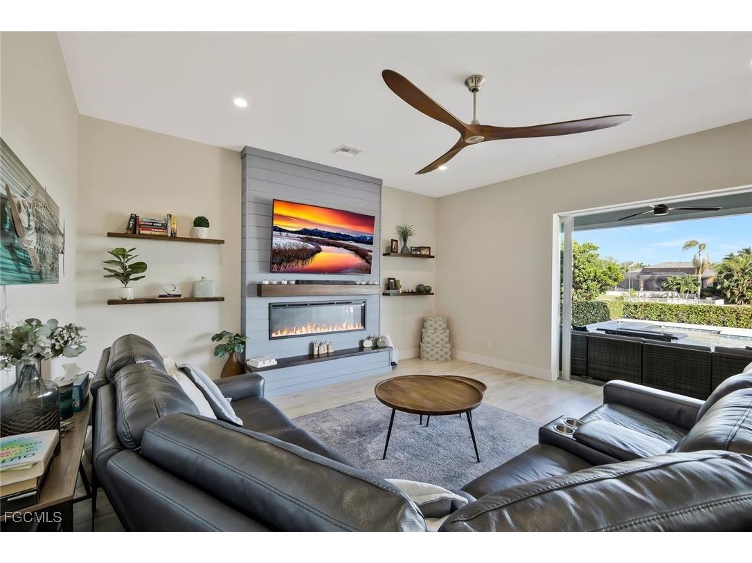 2717 SW 38th Street Cape Coral FL 33914 2025015178 image9