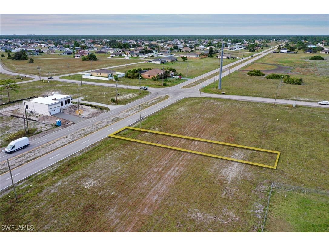 2717 Santa Barbara Boulevard N Cape Coral FL 33993 223091550 image1