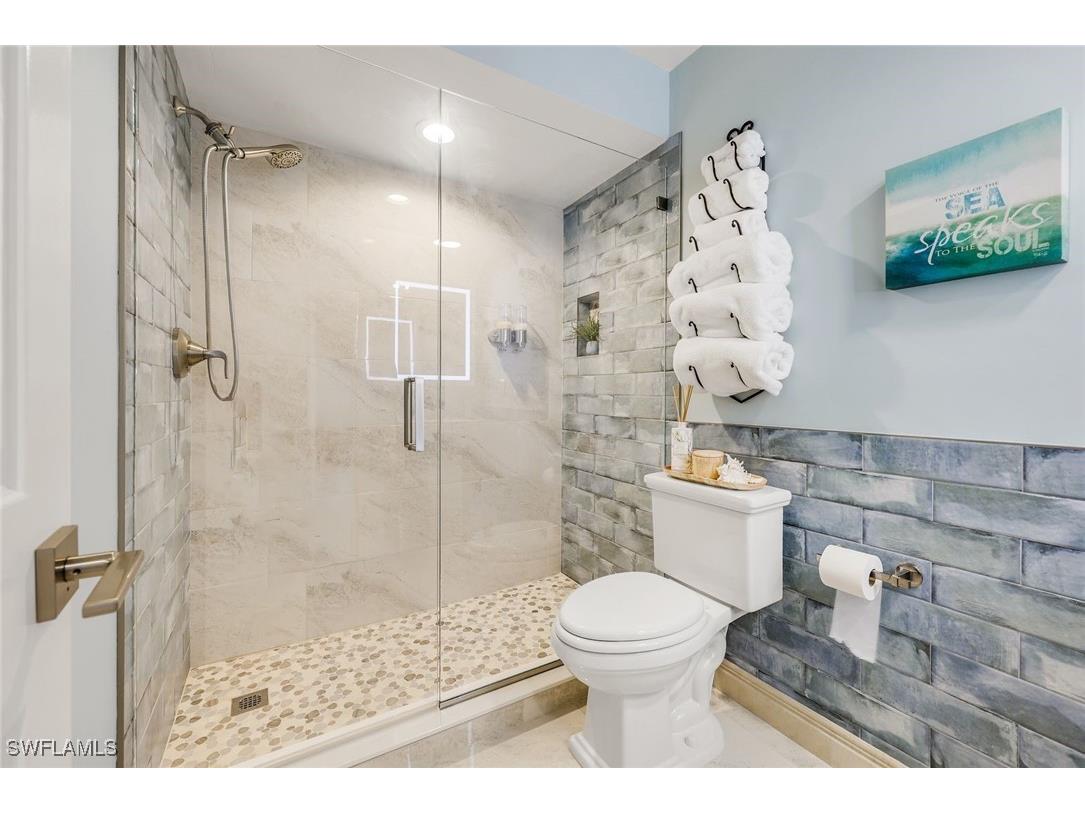 27171 Enclave Drive Bonita Springs FL 34134 225081819 image16