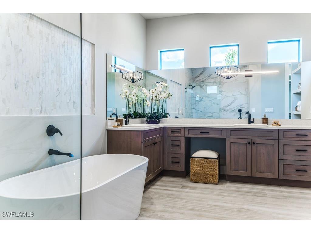 2718 Gleason Parkway Cape Coral FL 33914 225056701 image18