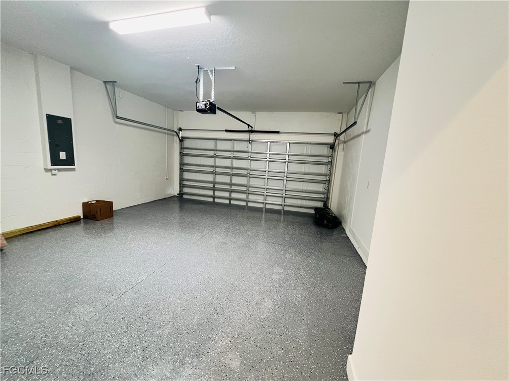 2718 Helen Place Lehigh Acres FL 33971 2025011415 image24