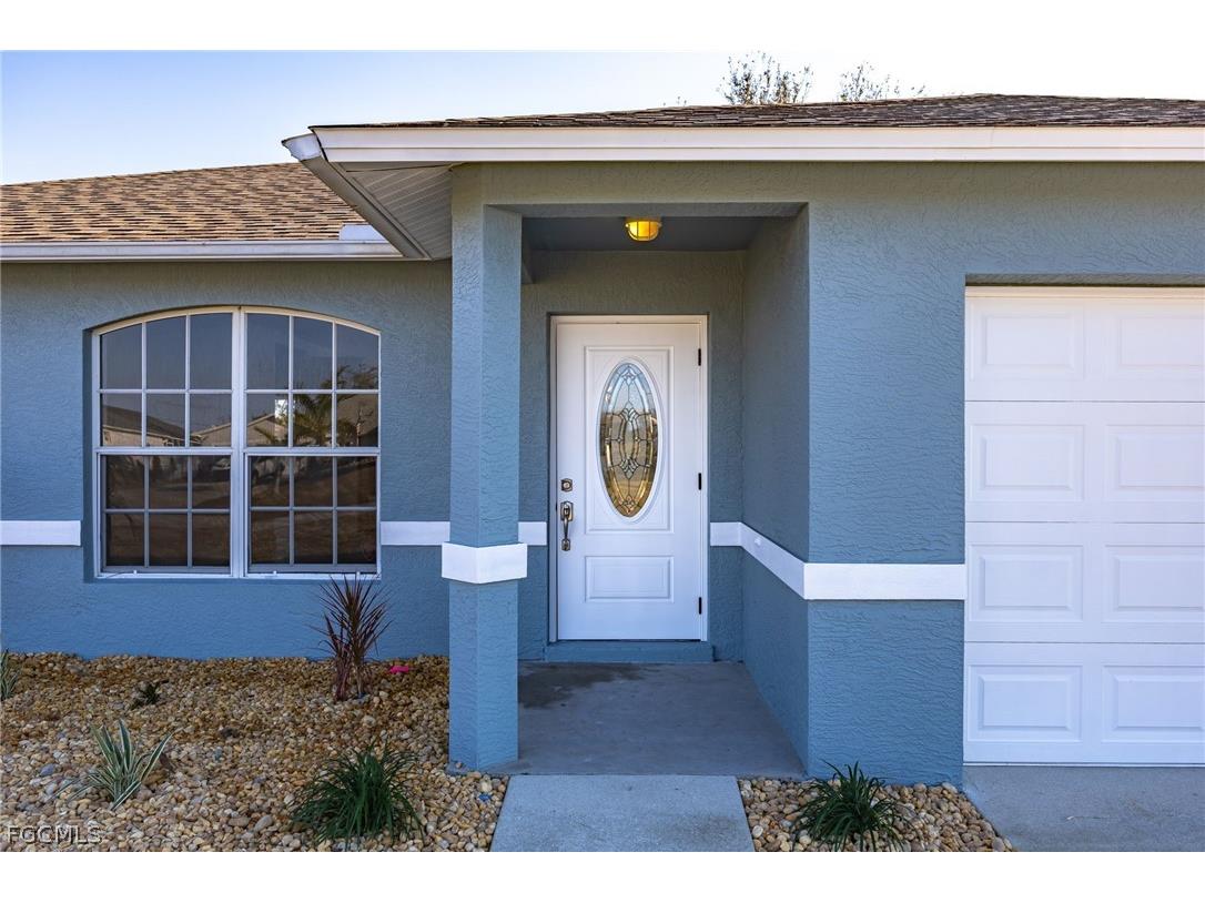 2718 NW 5th Street Cape Coral FL 33993 2026008294 image2