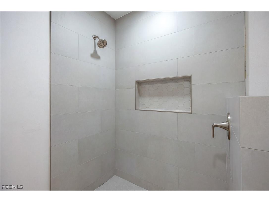 2718 NW 5th Street Cape Coral FL 33993 2026008294 image27
