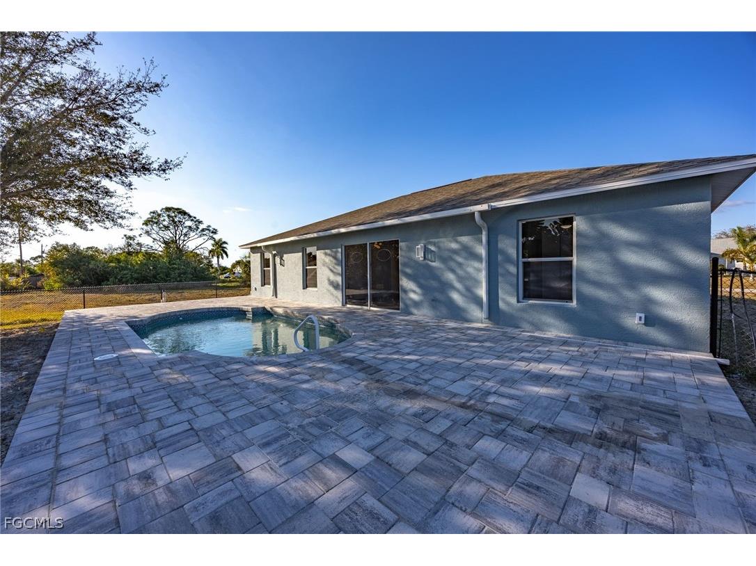 2718 NW 5th Street Cape Coral FL 33993 2026008294 image34