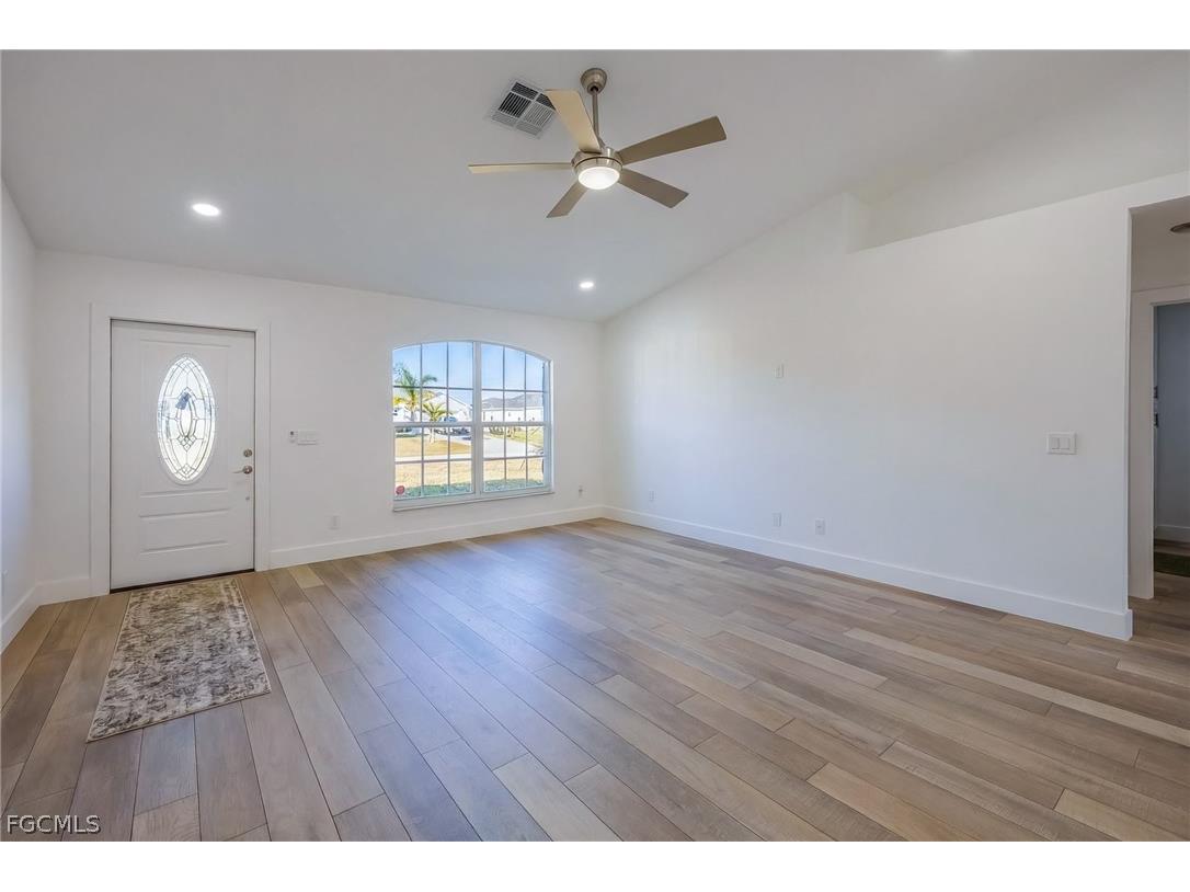 2718 NW 5th Street Cape Coral FL 33993 2026008294 image4