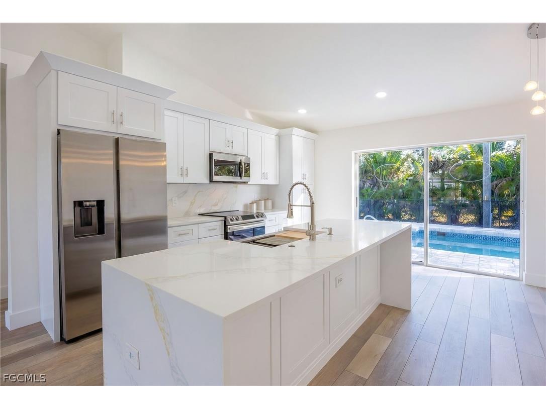 2718 NW 5th Street Cape Coral FL 33993 2026008294 image9