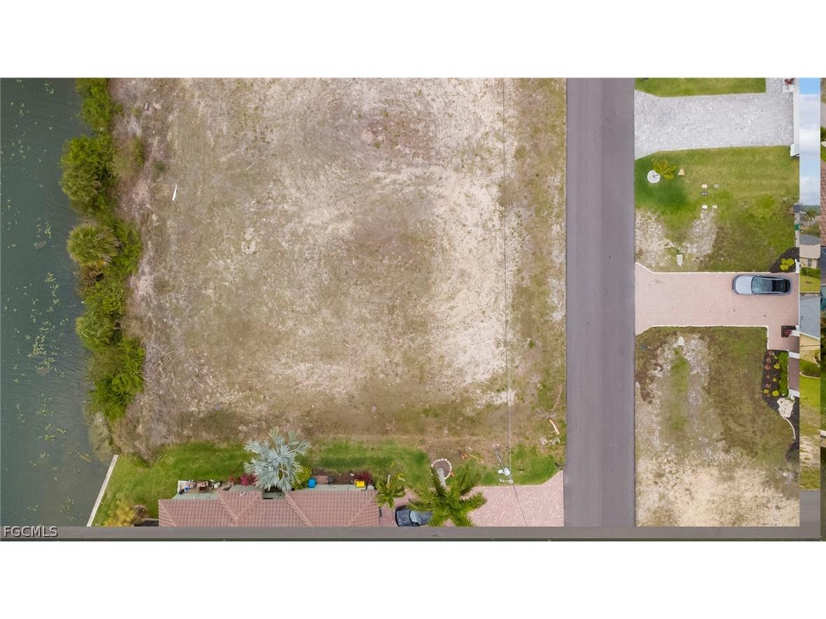 2718 SW 10th Avenue Cape Coral FL 33914 2026012832 image11