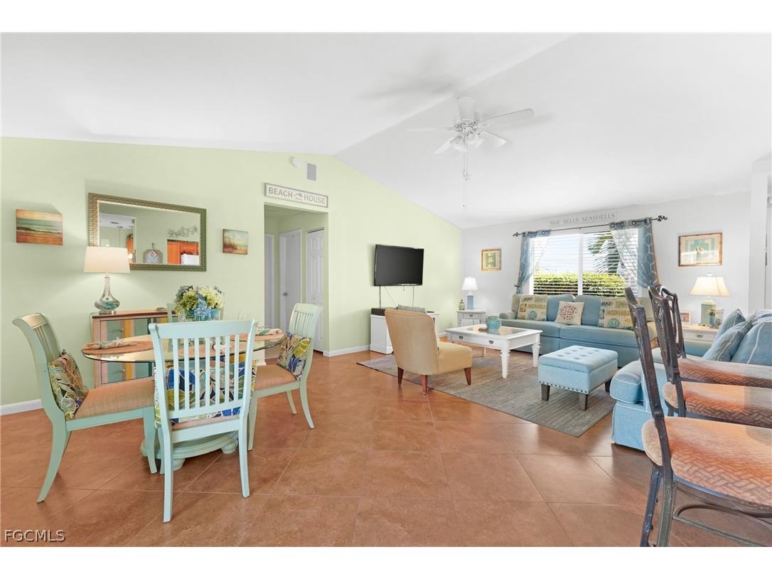 2718 SW 9th Place Cape Coral FL 33914 2026012612 image8