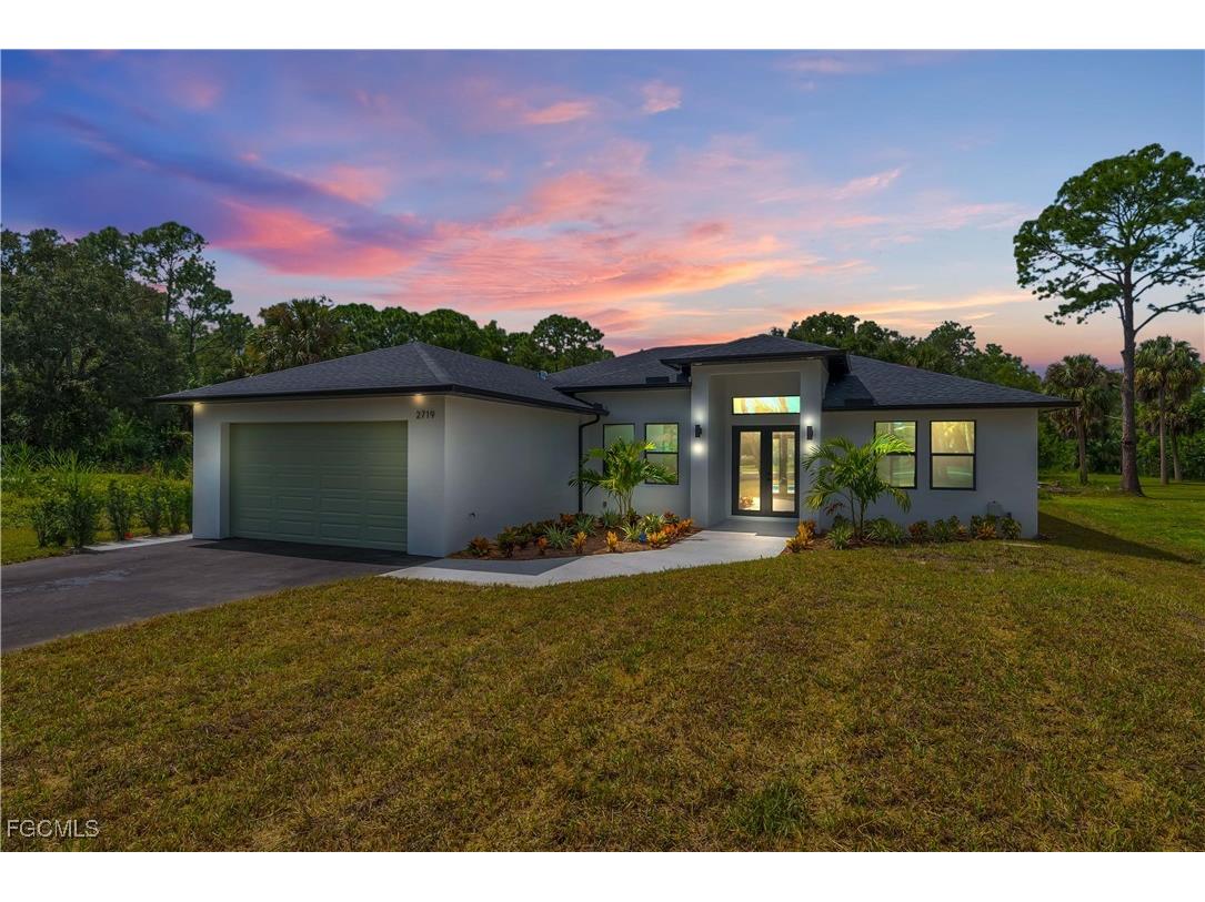 2719 2nd Street NW Naples FL 34120 2025013361 image1