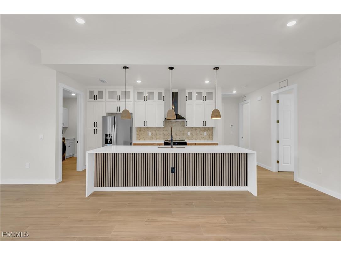 2719 2nd Street NW Naples FL 34120 2025013361 image7