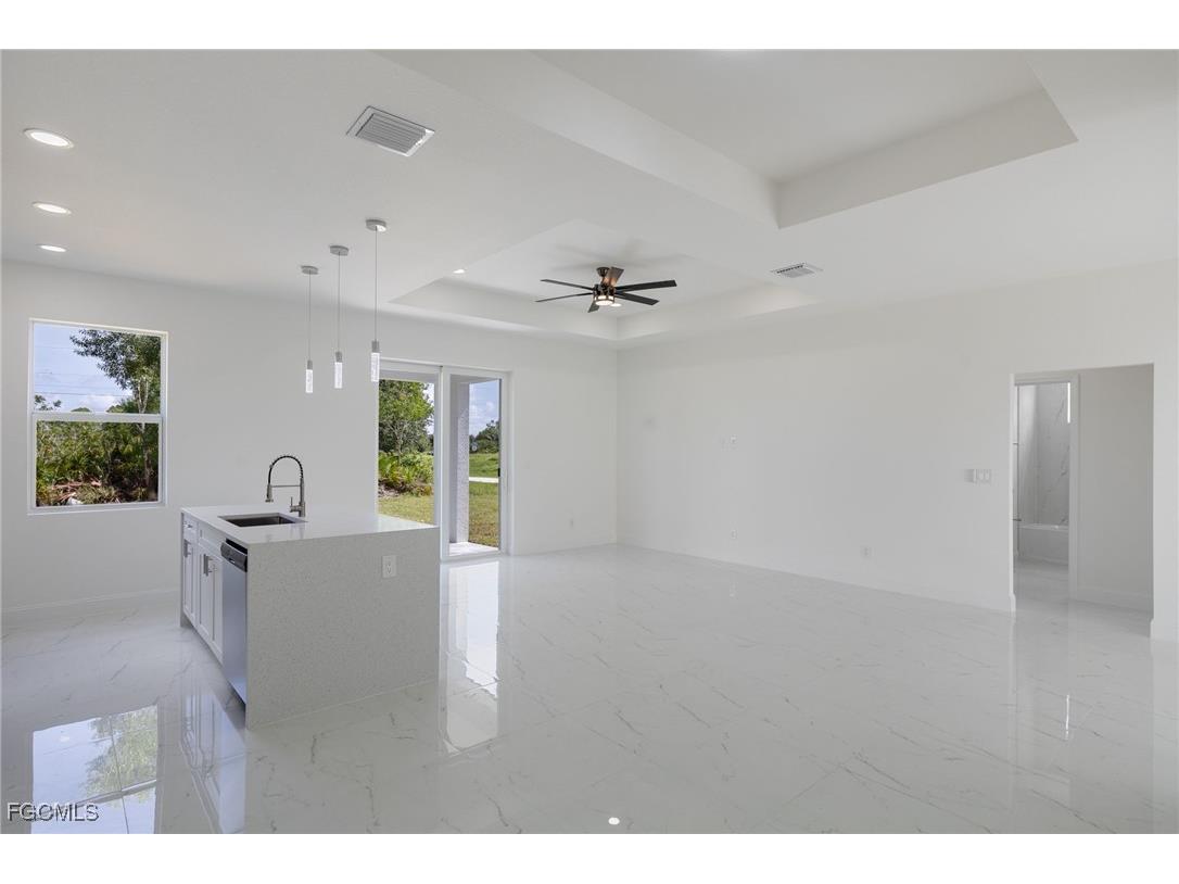 2719 34th Street W Lehigh Acres FL 33971 2025021689 image6