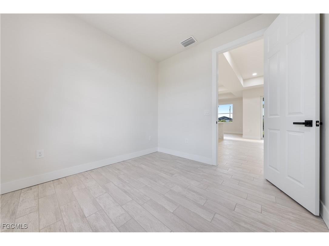 2719 42nd Street W Lehigh Acres FL 33971 2025007074 image13