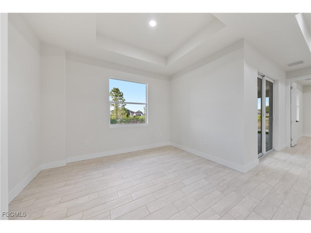 2719 42nd Street W Lehigh Acres FL 33971 2025007074 image6