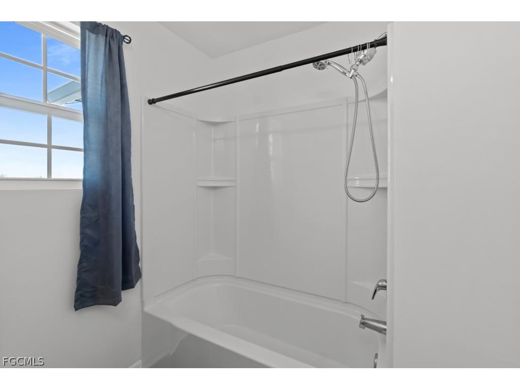 2719 NE 6th Place Cape Coral FL 33909 2026013633 image22