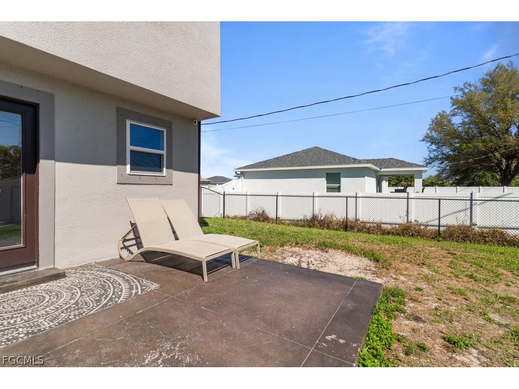 2719 NE 6th Place Cape Coral FL 33909 2026013633 image25