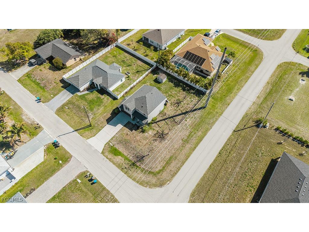 2719 NE 6th Place Cape Coral FL 33909 2026013633 image3