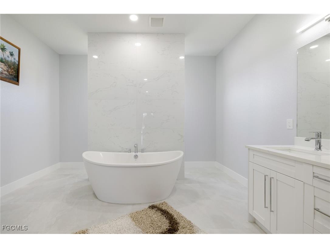 2719 SW 21st Avenue Cape Coral FL 33914 2026005493 image26