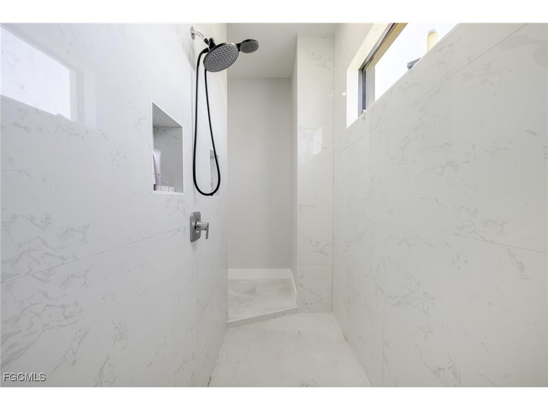 2719 SW 21st Avenue Cape Coral FL 33914 2026005493 image28