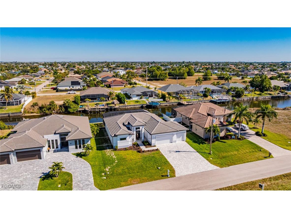 2719 SW 21st Avenue Cape Coral FL 33914 2026005493 image44