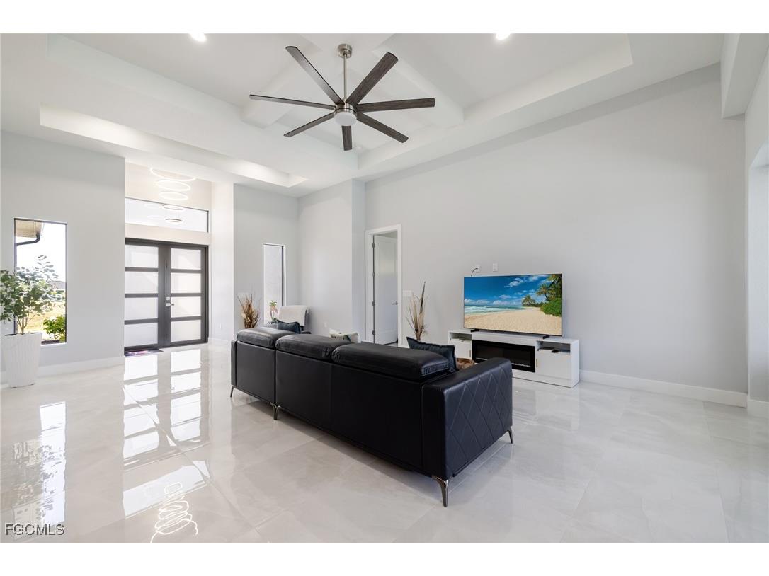 2719 SW 21st Avenue Cape Coral FL 33914 2026005493 image8