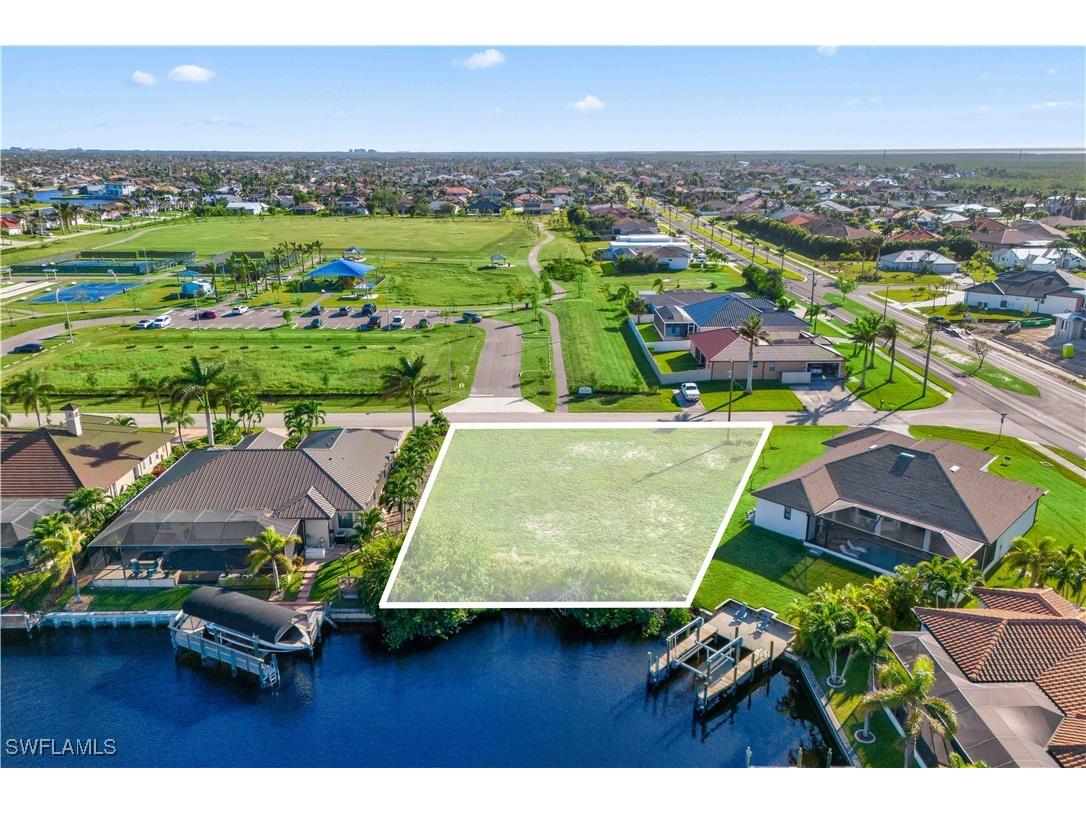 2719 SW 43rd Terrace Cape Coral FL 33914 225055816 image1