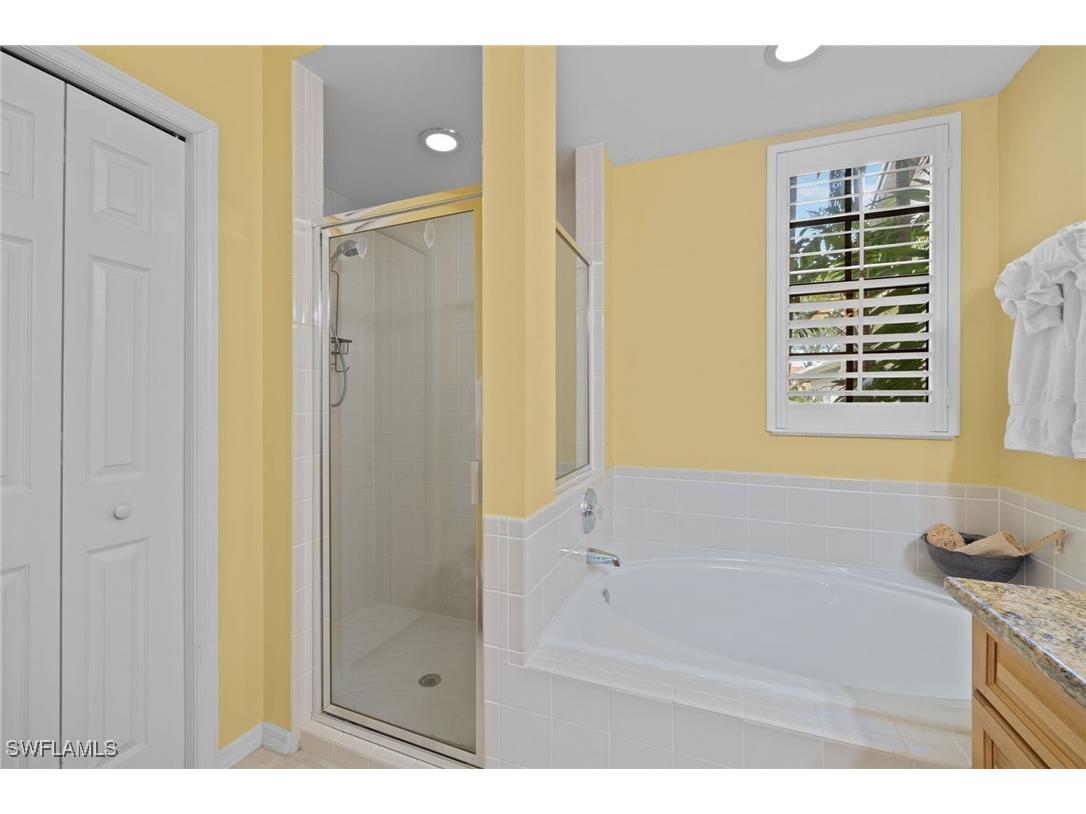 27190 Oakwood Lake Drive #102 Bonita Springs FL 34134 225072140 image20