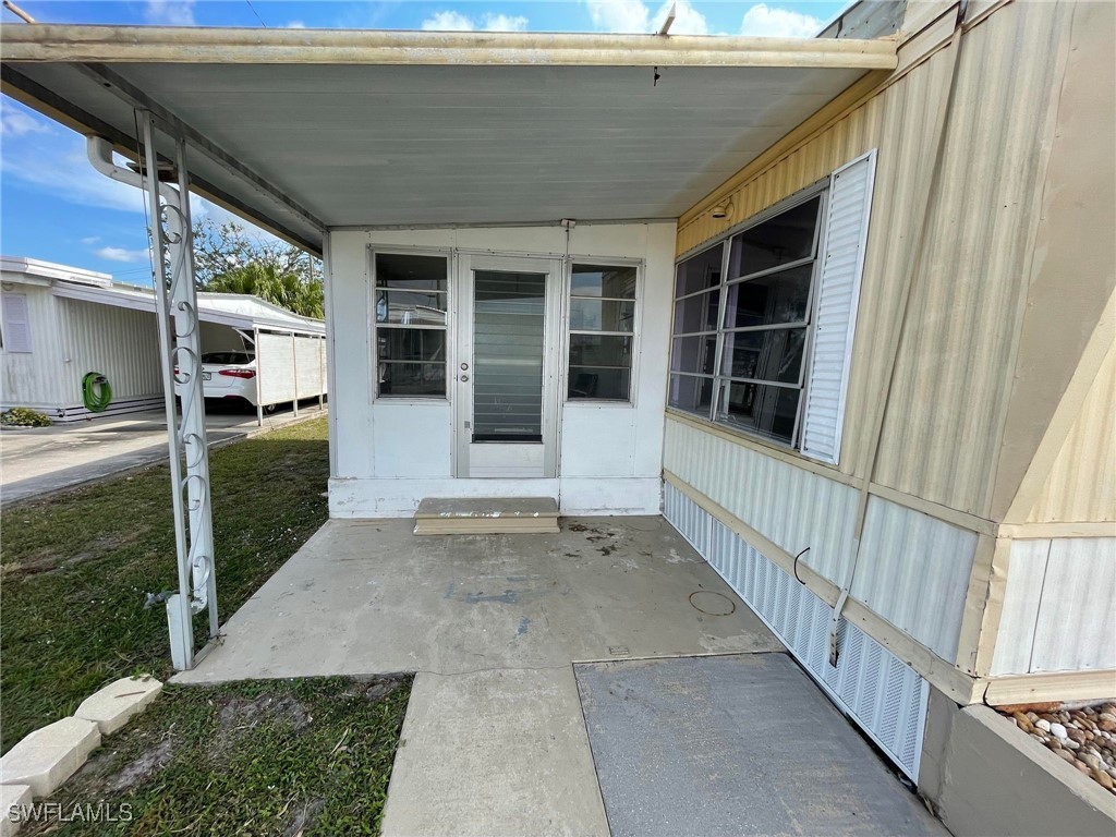 272 Flame Lane North Fort Myers FL 33917 224081031 image1