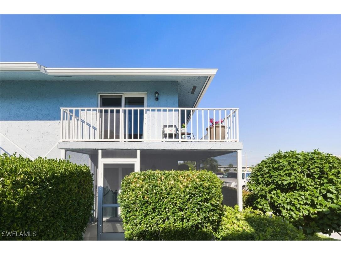 272 Palm Drive #52 Naples FL 34112 225080721 image2