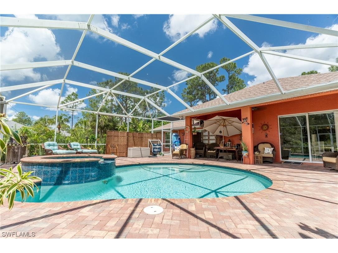 2720 10th Avenue NE Naples FL 34120 223038817 image1