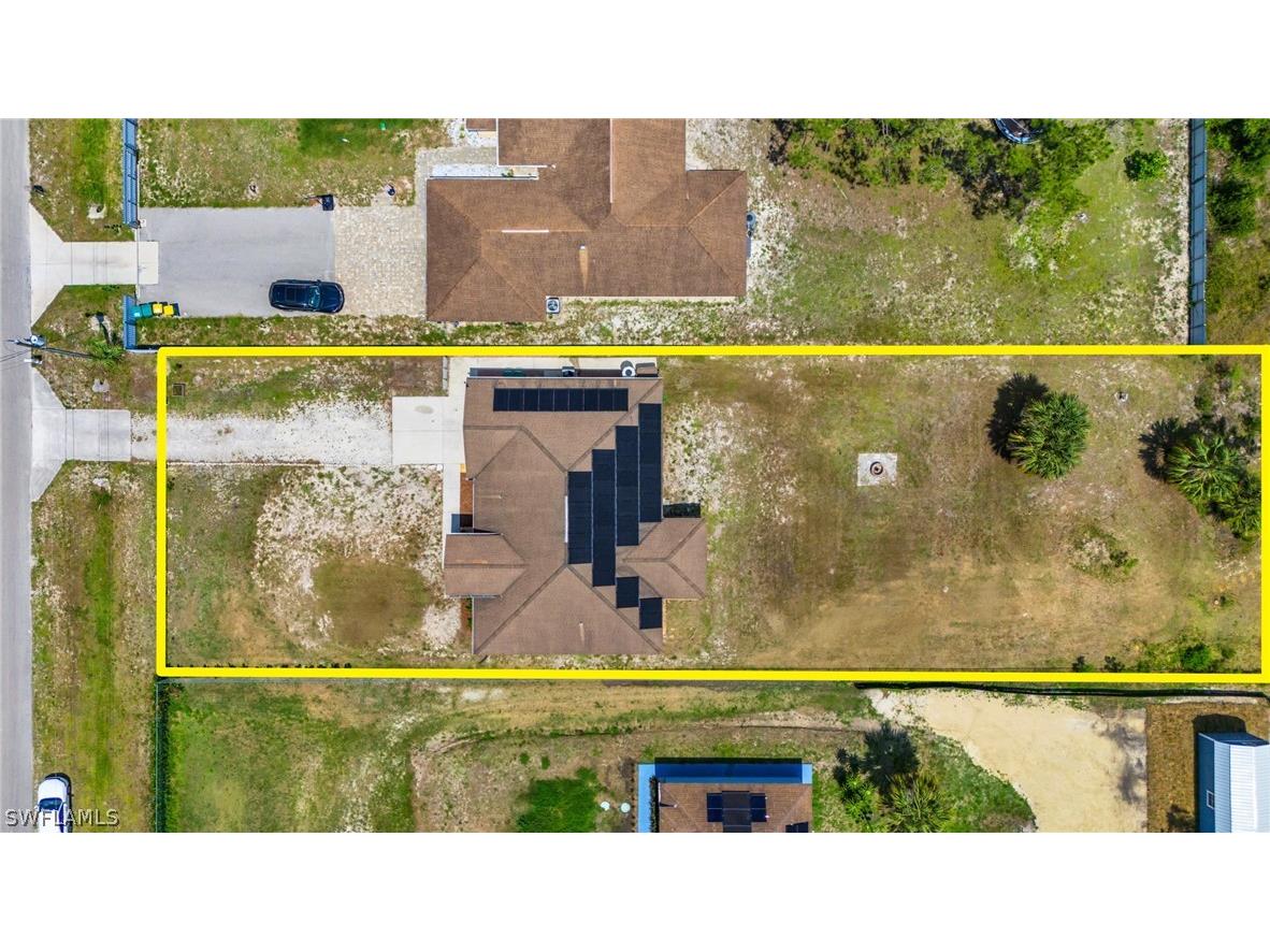 2720 27th Avenue NE Naples FL 34120 224045144 image1