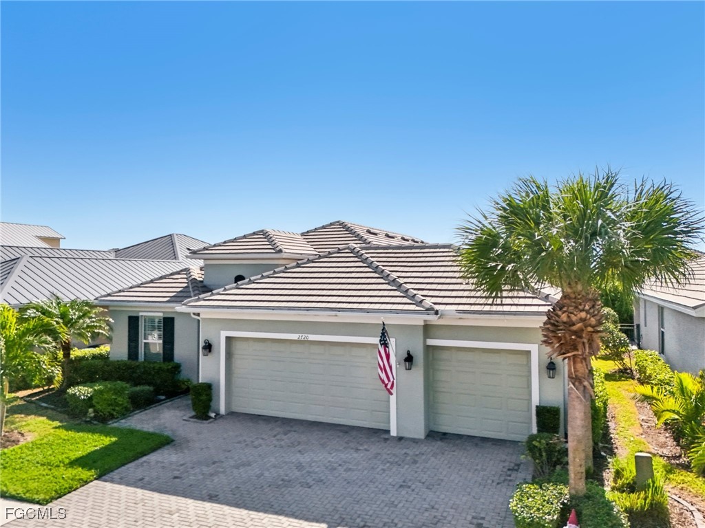 2720 Lambay Court Cape Coral FL 33991 2025003321 image1