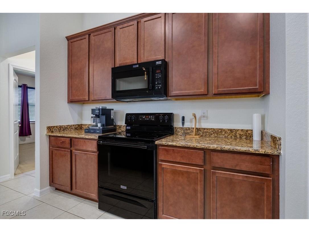 2720 NW 17th Place Cape Coral FL 33993 2025008693 image11