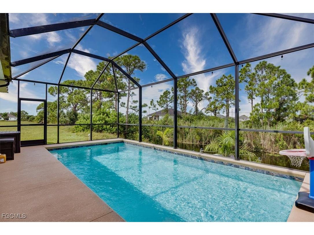2720 NW 17th Place Cape Coral FL 33993 2025008693 image26