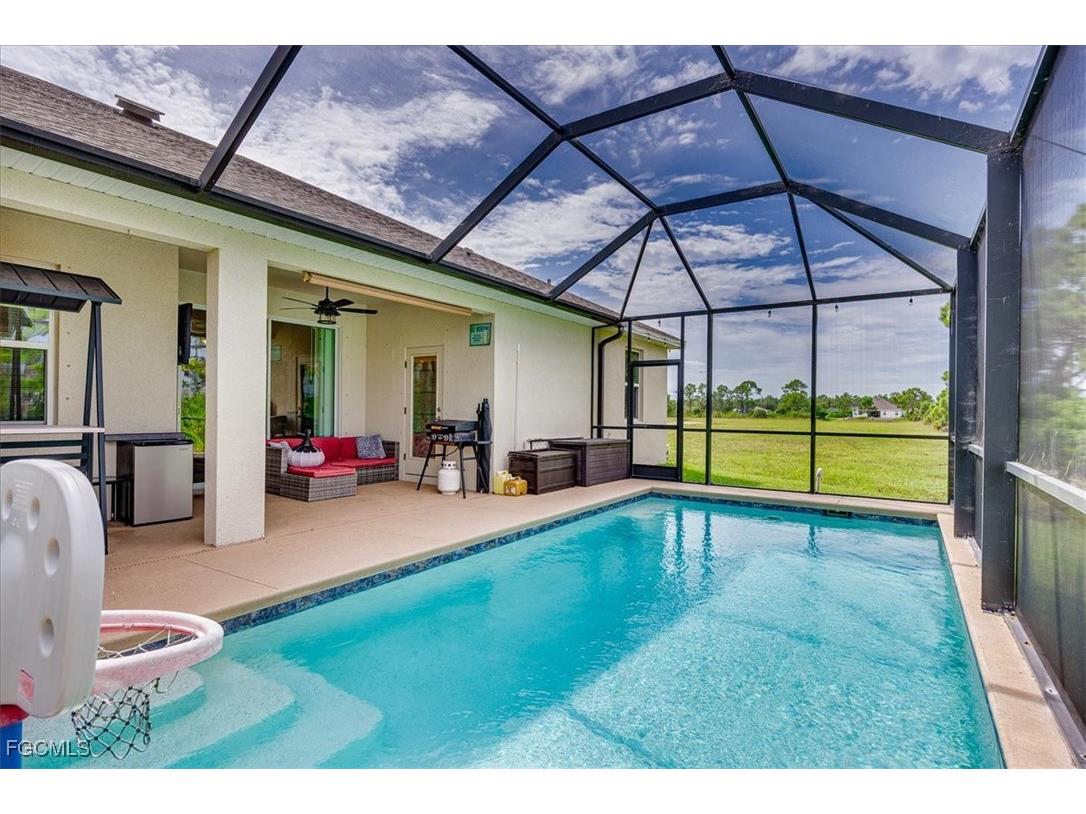 2720 NW 17th Place Cape Coral FL 33993 2025008693 image28