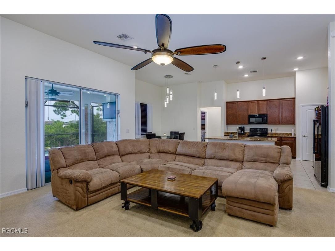2720 NW 17th Place Cape Coral FL 33993 2025008693 image7