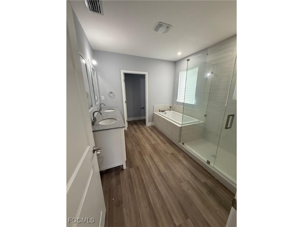 2720 NW 20th Terrace Cape Coral FL 33993 2025012039 image11