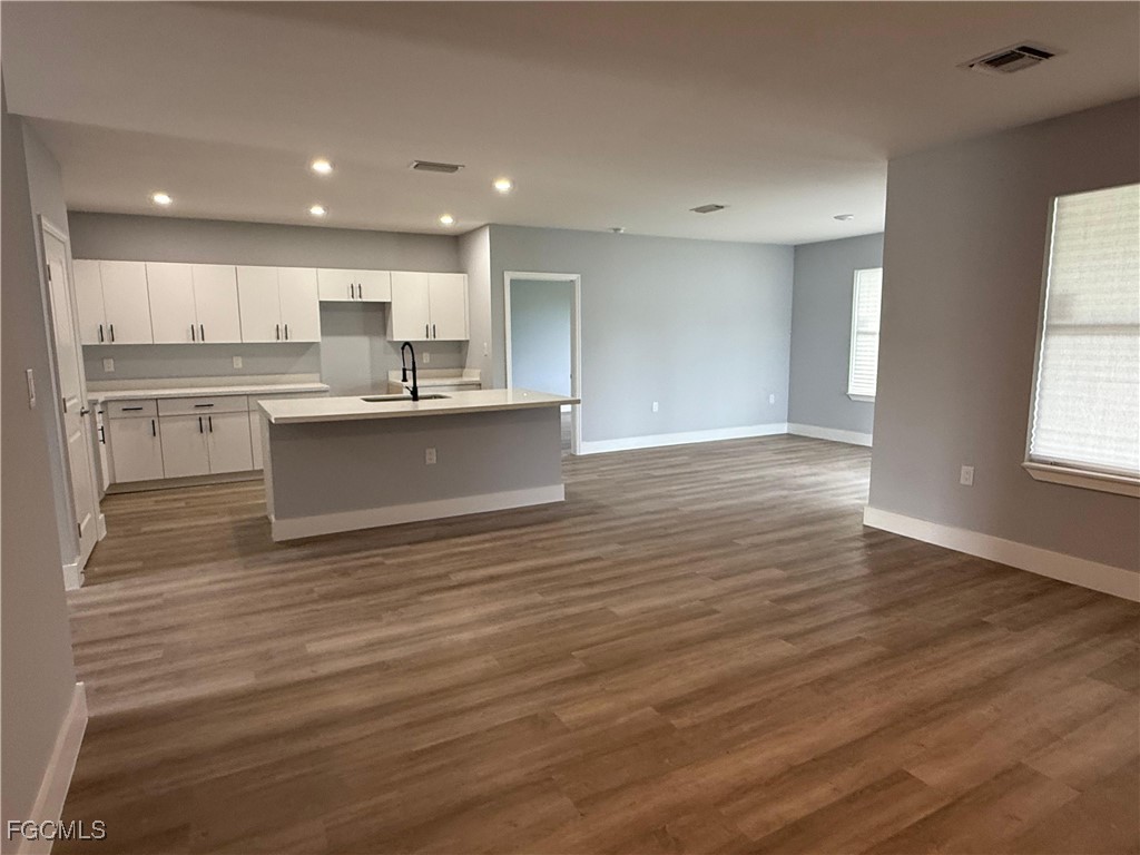 2720 NW 20th Terrace Cape Coral FL 33993 2025012039 image3