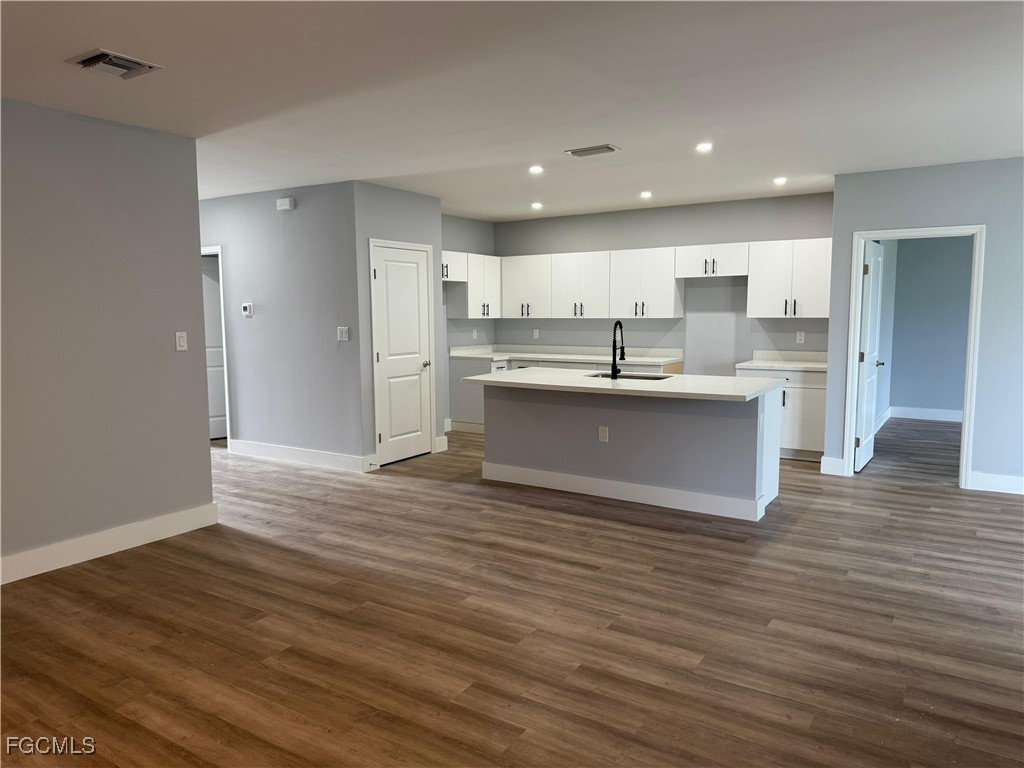 2720 NW 20th Terrace Cape Coral FL 33993 2025012039 image4