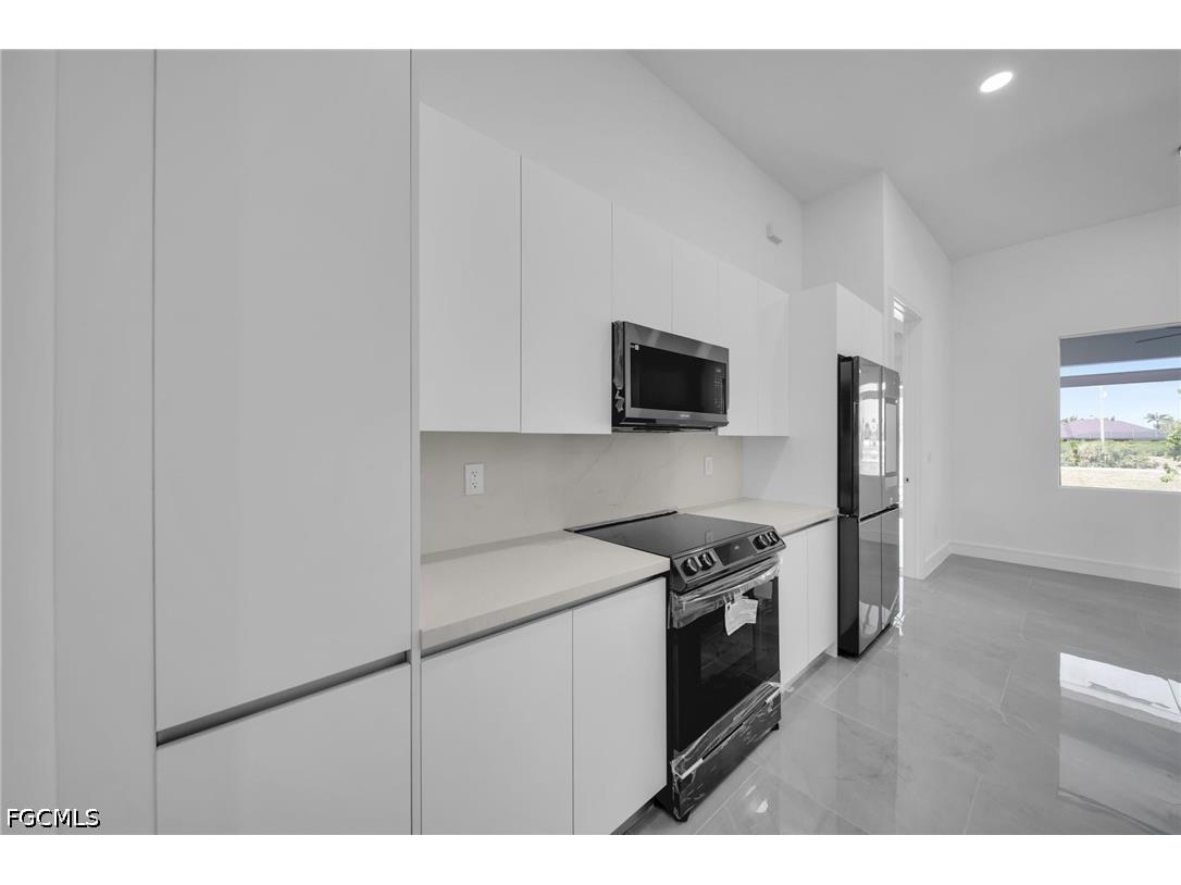 2720 NW 41st Avenue Cape Coral FL 33993 2026025608 image8