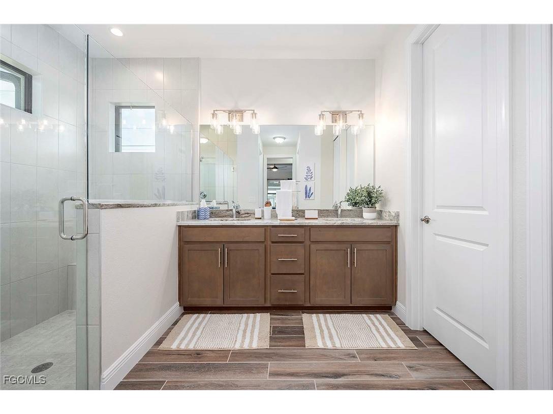 2720 SW 20th Avenue Cape Coral FL 33914 2025006797 image14