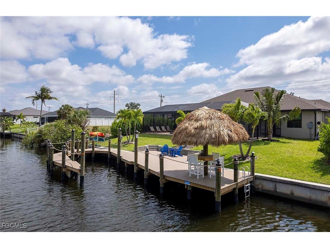 2720 SW 20th Avenue Cape Coral FL 33914 2025006797 image2