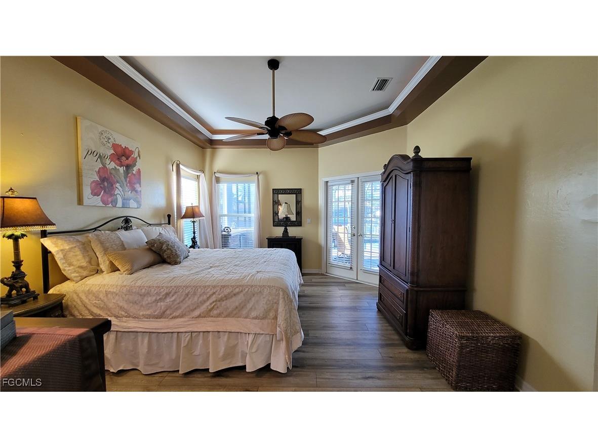 2720 SW 51st Street Cape Coral FL 33914 2025015042 image11