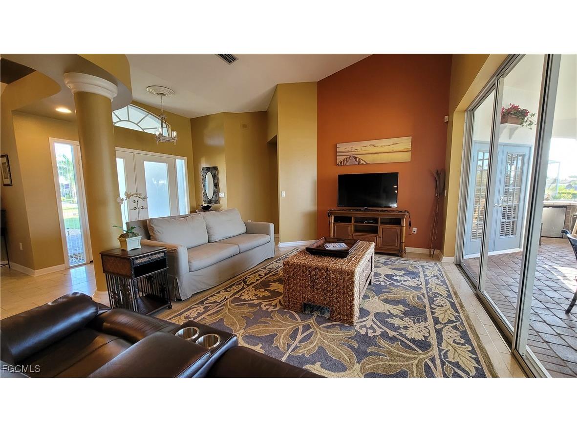 2720 SW 51st Street Cape Coral FL 33914 2025015042 image4