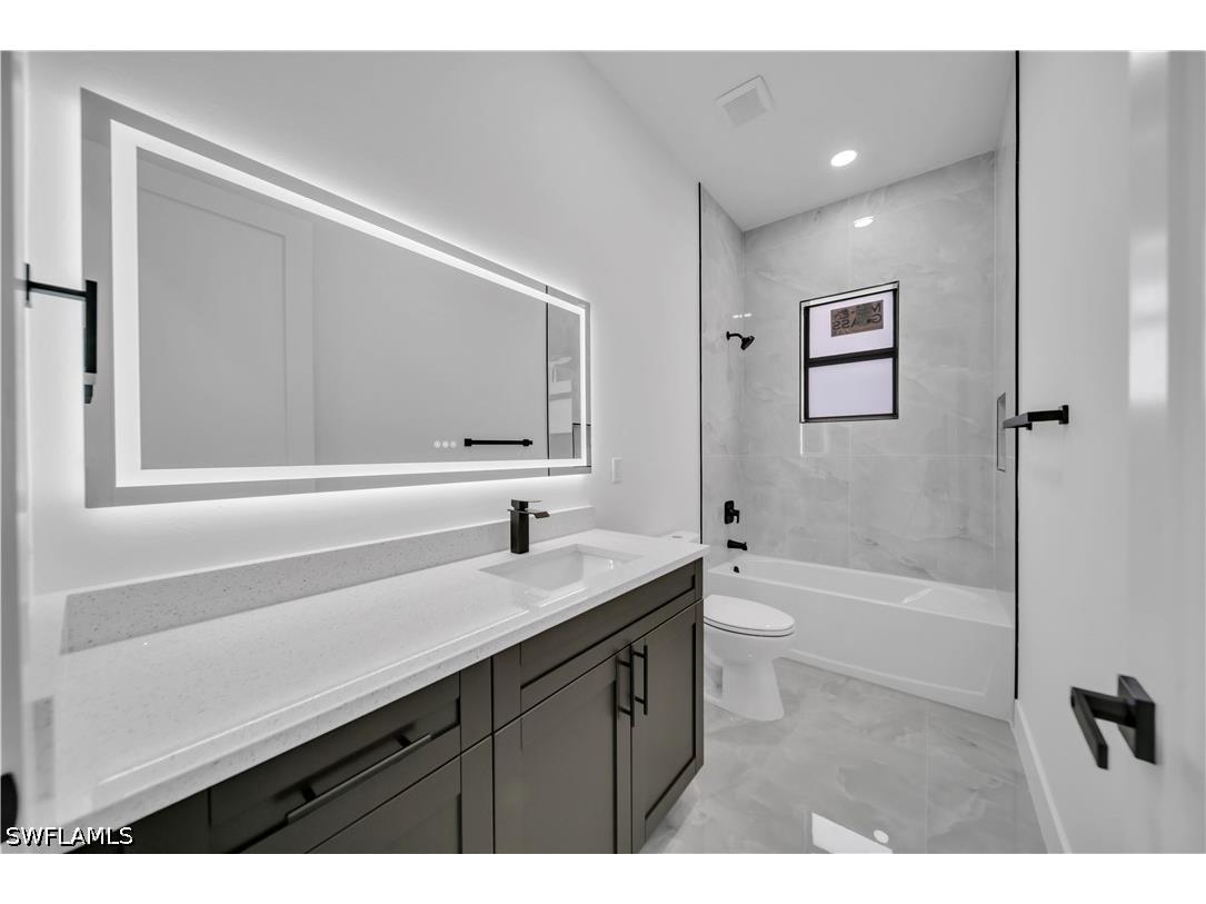 2720 Santa Barbara Boulevard N Cape Coral FL 33993 226013415 image18
