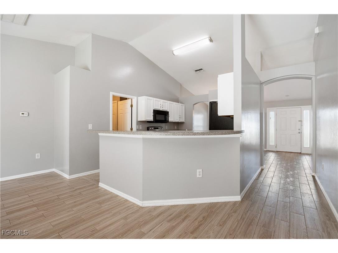 2720 Soaring Hawk Drive Fort Myers FL 33905 2025010341 image14