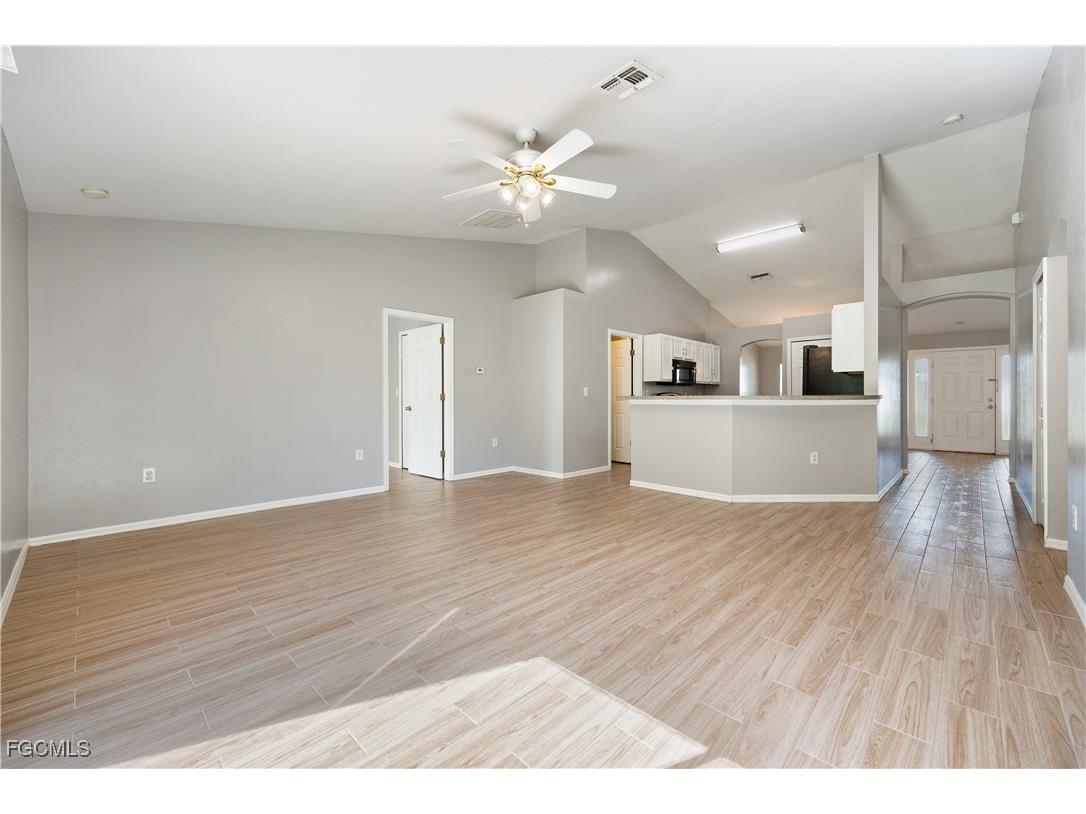 2720 Soaring Hawk Drive Fort Myers FL 33905 2025010341 image16