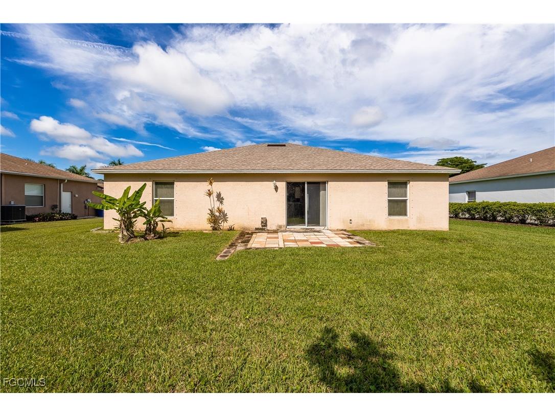 2720 Soaring Hawk Drive Fort Myers FL 33905 2025010341 image29