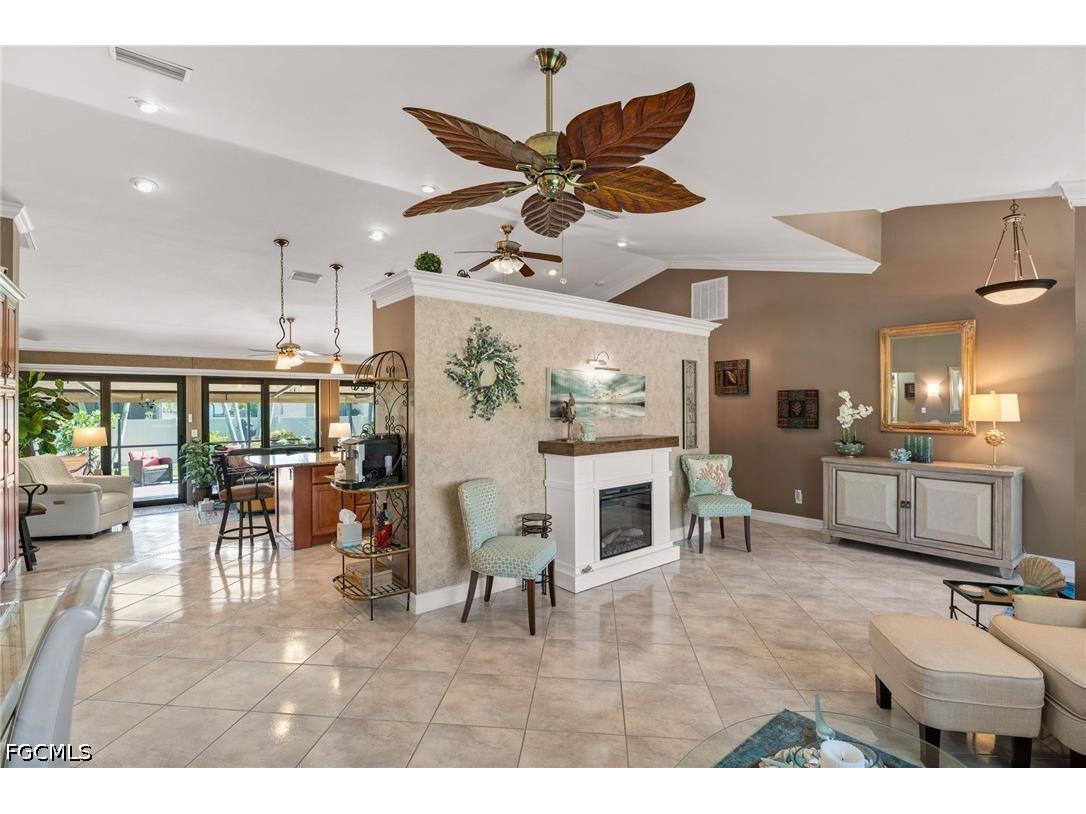 2721 Gleason Parkway Cape Coral FL 33914 2026026341 image8