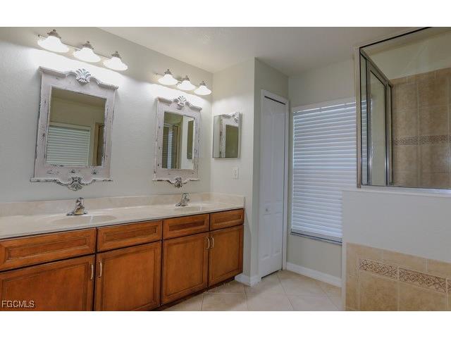 2721 NW 21st Terrace Cape Coral FL 33993 2025006721 image13