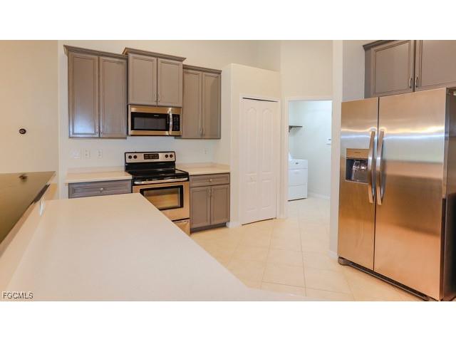 2721 NW 21st Terrace Cape Coral FL 33993 2025006721 image4